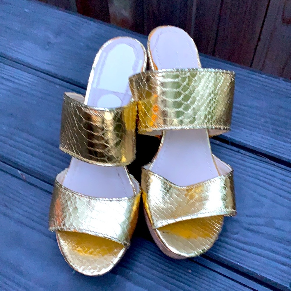 NINE WEST gold platform sandal size 6.5